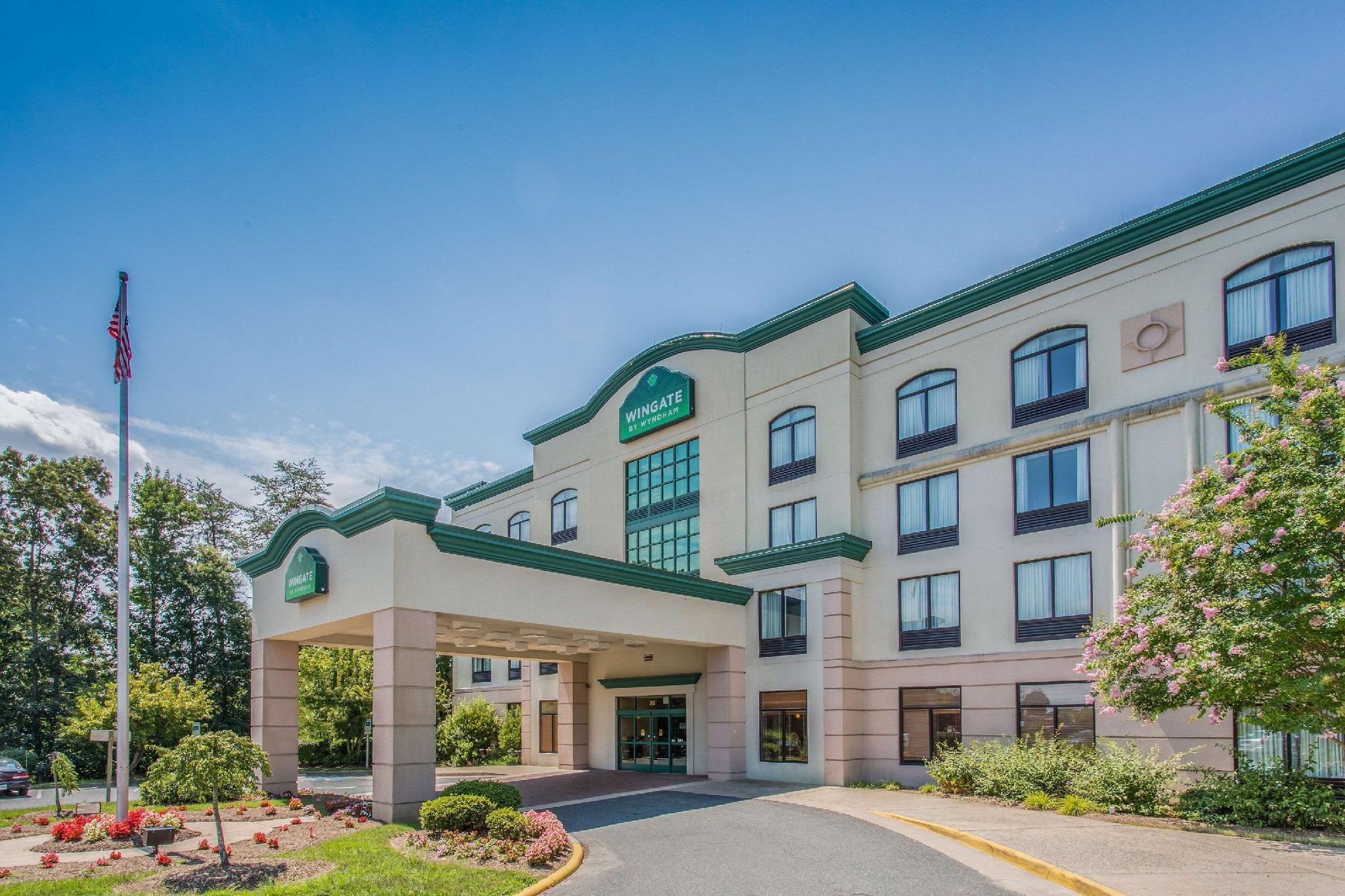 Holiday Inn Fredericksburg - Conference Center, An Ihg Hotel Exterior photo