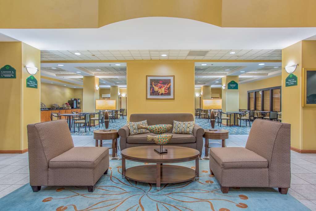 Holiday Inn Fredericksburg - Conference Center, An Ihg Hotel Interior photo